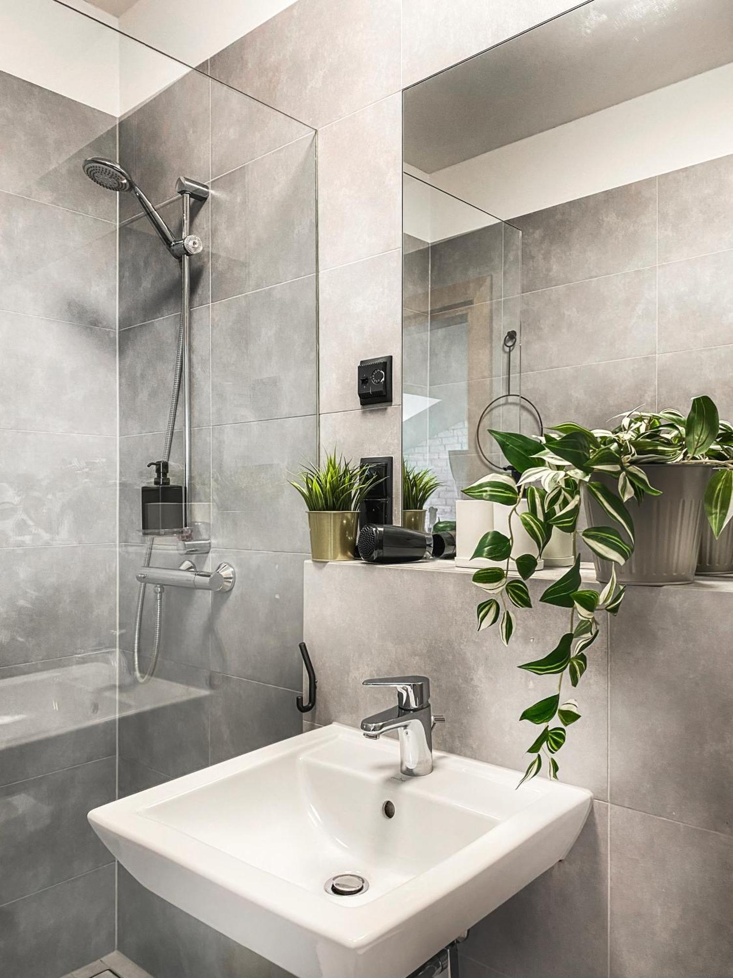 Cozy Apartment With Ac For Couples - Old Town クラクフ エクステリア 写真