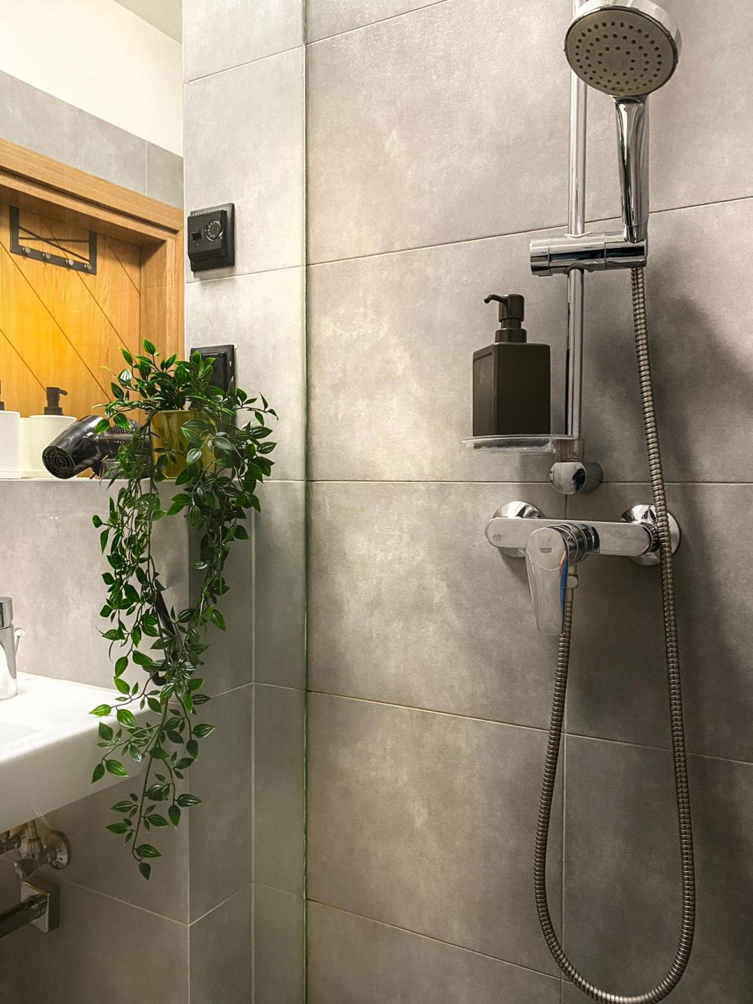 Cozy Apartment With Ac For Couples - Old Town クラクフ エクステリア 写真